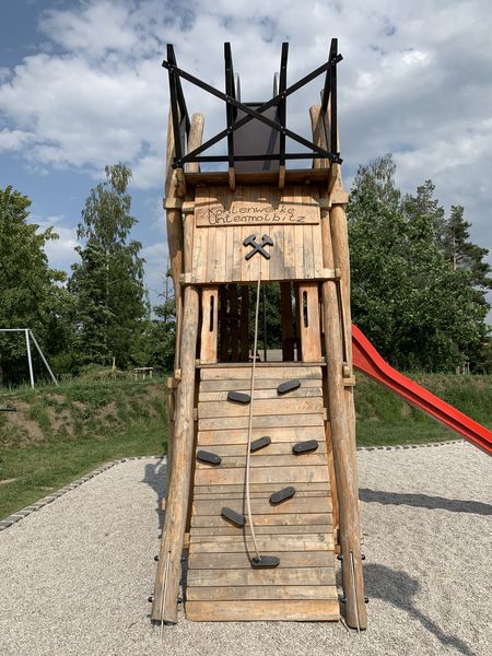 Neuer Kinderspielplatz eingeweiht